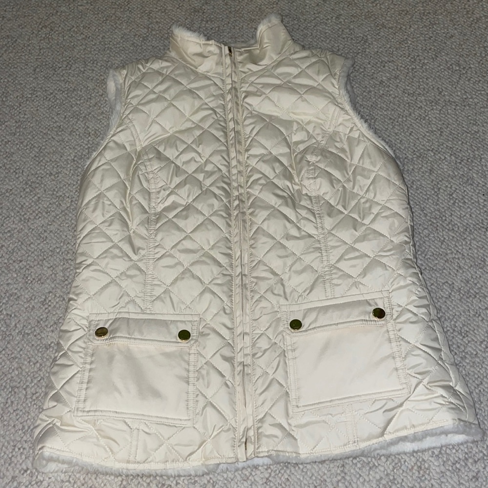 White vest